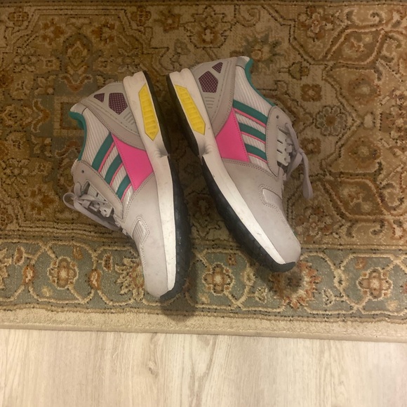 Men’s Adidas Torsion ZX 8000 Sneakers - Picture 2 of 3